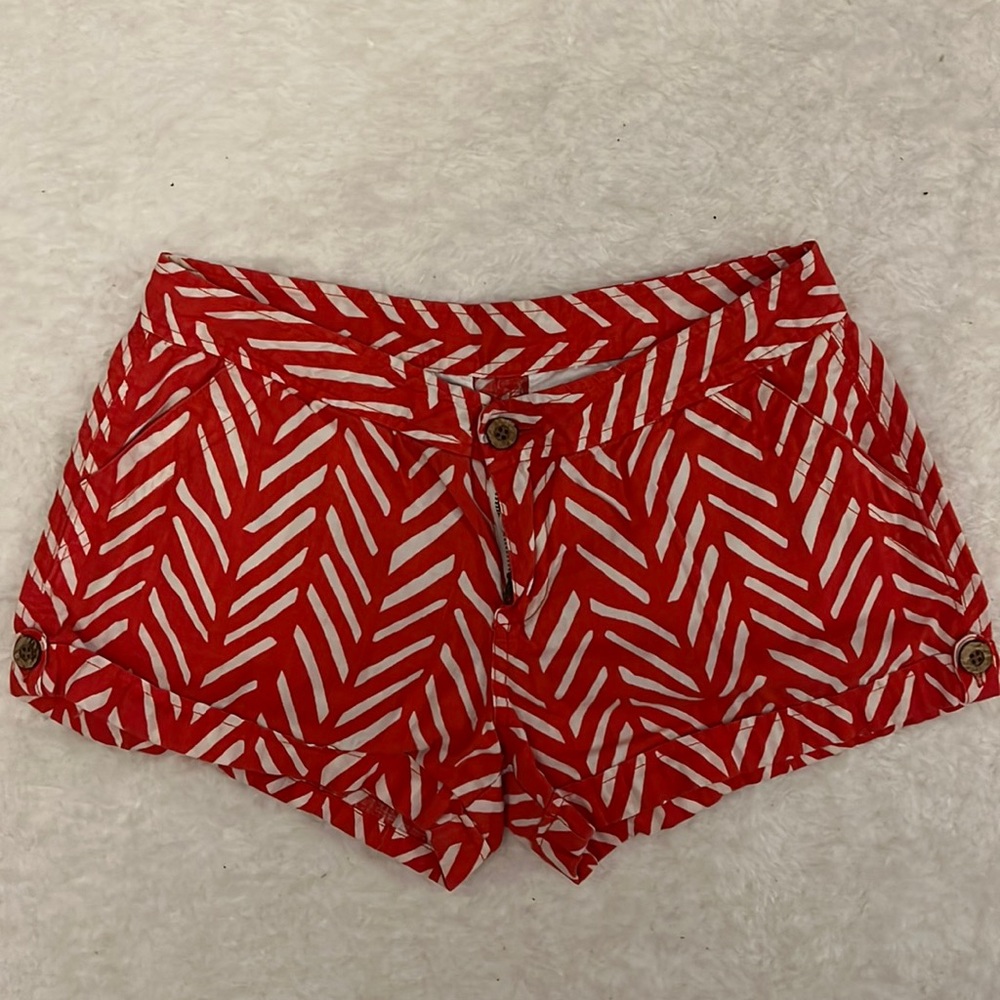 Delia’s Red White Patterned Light Linen Shorts